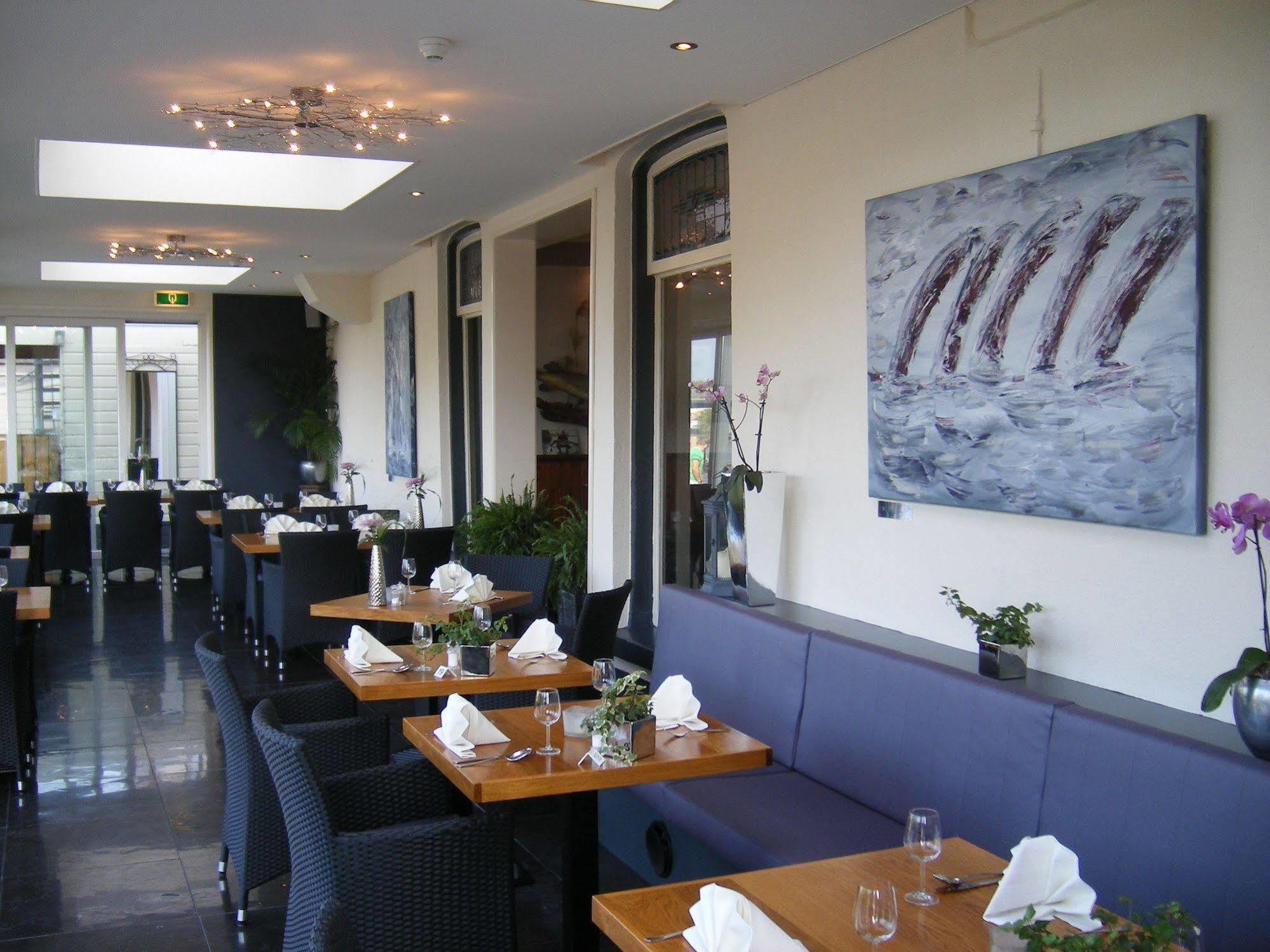 Hotel Restaurant Goerres Akkrum Exterior foto